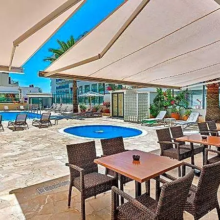 La Nina 3* Cala Millor (Mallorca)